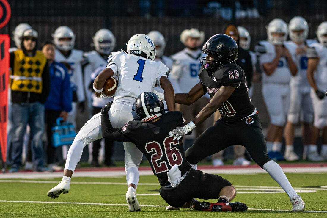 Gardner Edgerton remains unbeaten, rolls LHS on senior night News